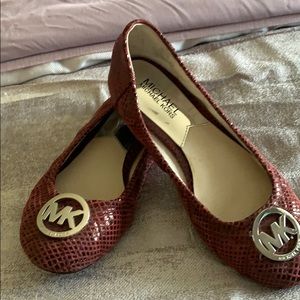 Michael Kors flats